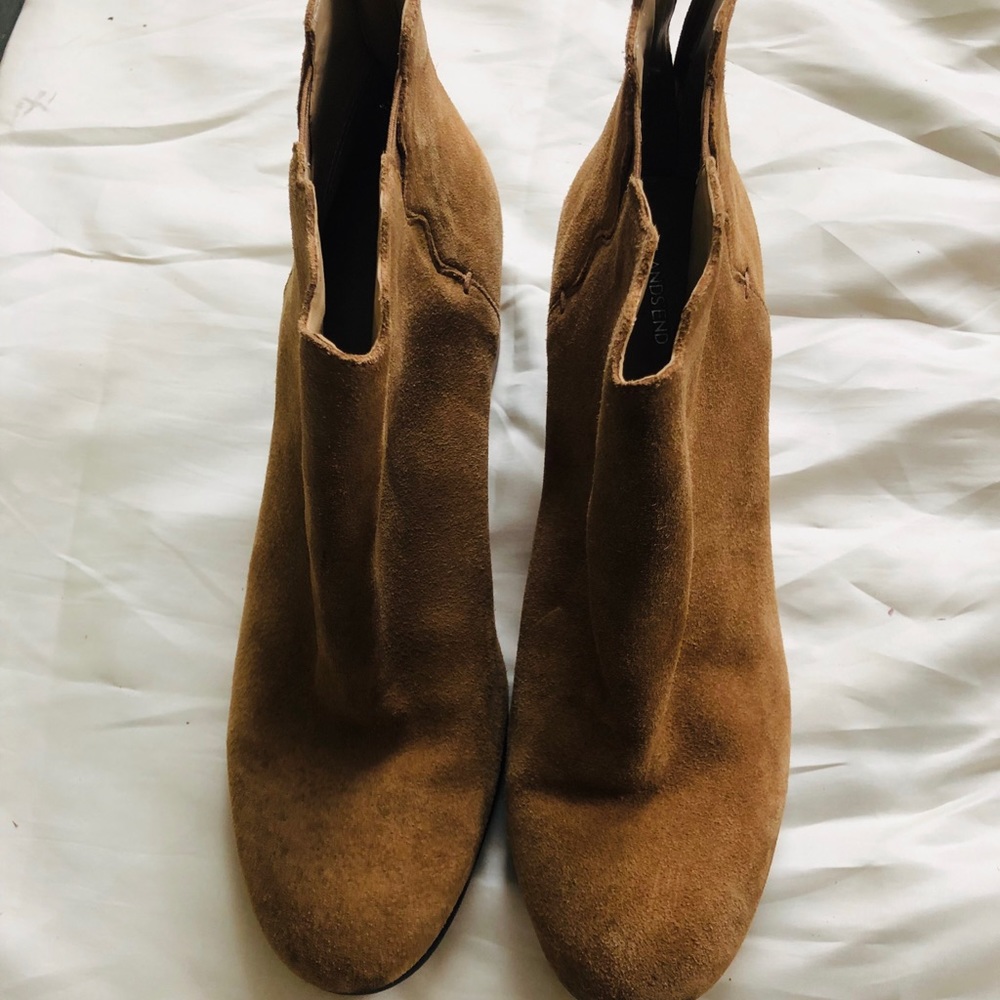 Land’s End  brown leather ankle booties